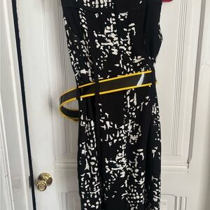 Donna Morgan Black and White Midi Dress with Yellow Belt